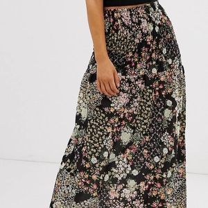Maxi skirt in Grunge Floral 😍
